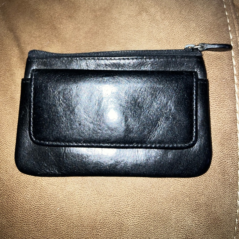 Vintage Wilson’s Leather key chain Wallet Black Leather Zip Card Wallet